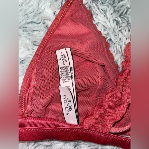 Victoria’s Secret coral bralette medium - Picture 4 of 4